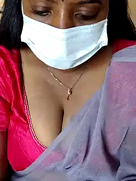 Snapshot of sheela28 chatting on 12/14/24, 09:18 sheela28 online show from 12/14/24, 09:18