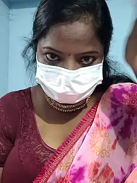 Snapshot of sheela28 chatting on 12/25/24, 07:57 sheela28 online show from 12/25/24, 07:57