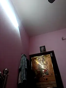 Cute-manisha online show from 12/24/24, 11:06