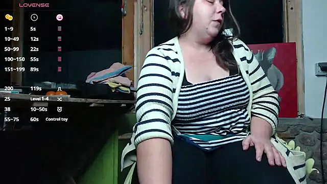 Snapshot of KasiaPrivat chatting on 12/13/24, 05:54 KasiaPrivat online show from 12/13/24, 05:54