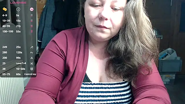 Snapshot of KasiaPrivat chatting on 02/26/25, 06:43 KasiaPrivat online show from 02/26/25, 06:43