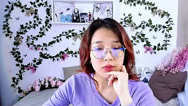 Snapshot of Myamyali chatting on 01/07/25, 04:05 Myamyali online show from 01/07/25, 04:05