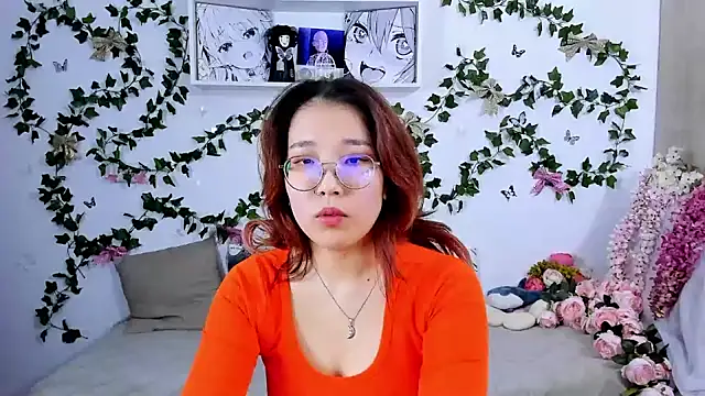 Snapshot of Myamyali chatting on 01/28/25, 09:19 Myamyali online show from 01/28/25, 09:19