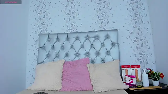 candymery online show from 02/19/25, 07:38