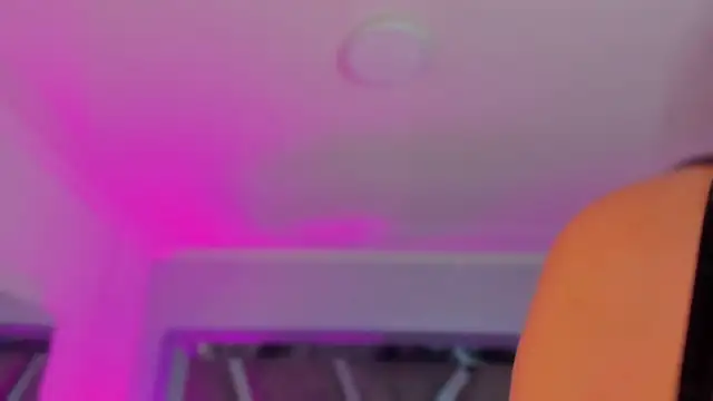 Snapshot of AlliJadid chatting on 11/30/25, 11:14 AlliJadid online show from 11/30/25, 11:14