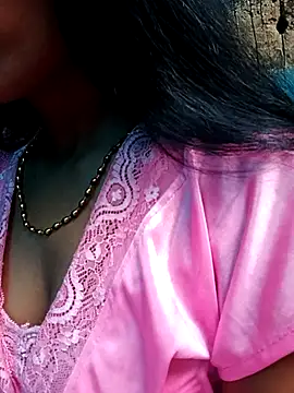 Snapshot of Kajal__Mehra chatting on 03/25/26, 11:27 Kajal Mehra online show from 03/25/26, 11:27