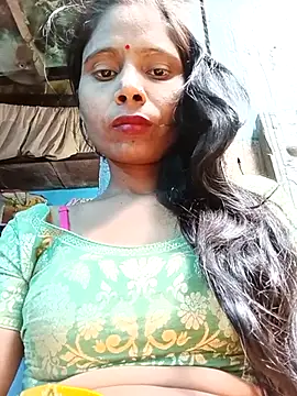 Snapshot of Kajal__Mehra chatting on 04/07/26, 07:09 Kajal Mehra online show from 04/07/26, 07:09