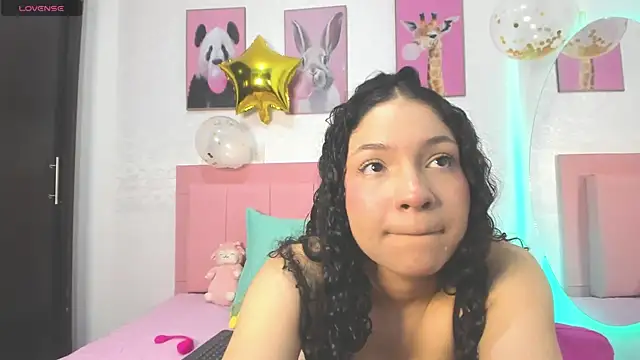 amandalee01 online show from 02/02/25, 02:34