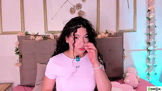 amandalee01 online show from 07/13/26, 10:34
