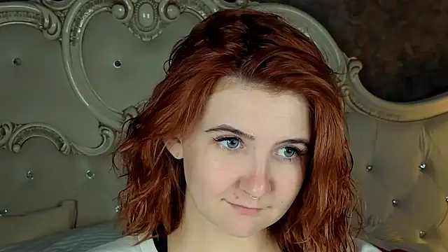 Snapshot of Melanie_Stoun chatting on 09/09/25, 11:32 Melanie Stoun online show from 09/09/25, 11:32