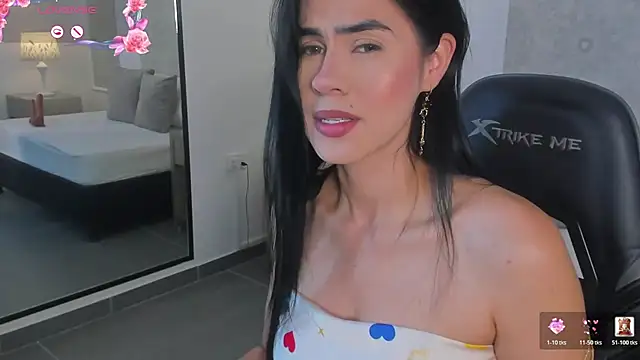 stephanya  online show from 07/17/26, 12:45