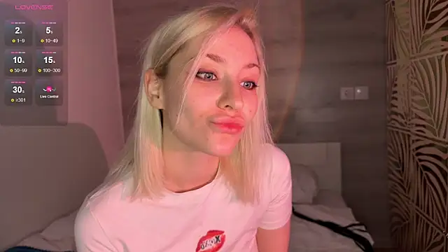 alexa novak online show from 11/17/25, 02:50