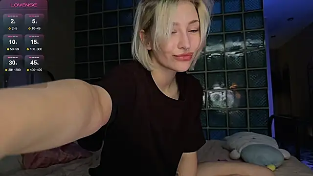 alexa novak online show from 06/13/26, 02:53