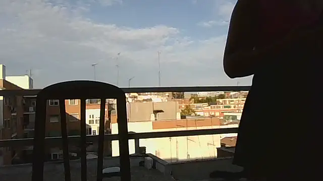 Snapshot of Ursumi1 chatting on 10/03/25, 04:15 Ursumi1 online show from 10/03/25, 04:15