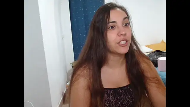 Snapshot of Ursumi1 chatting on 10/10/25, 10:58 Ursumi1 online show from 10/10/25, 10:58