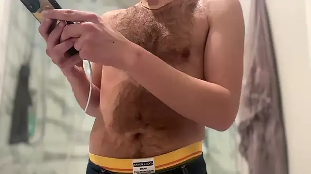 Snapshot of 69woodinson chatting on 12/02/25, 03:01 69woodinson online show from 12/02/25, 03:01