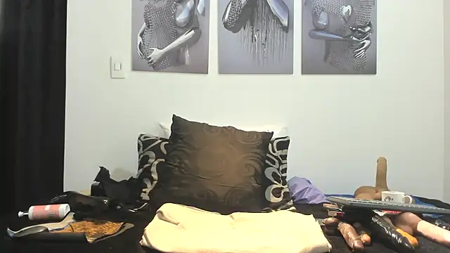 Roxanne squirt online show from 03/17/25, 07:13