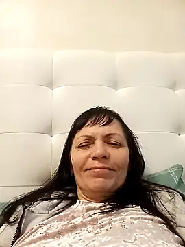 Stellallovee online show from 12/28/24, 10:58