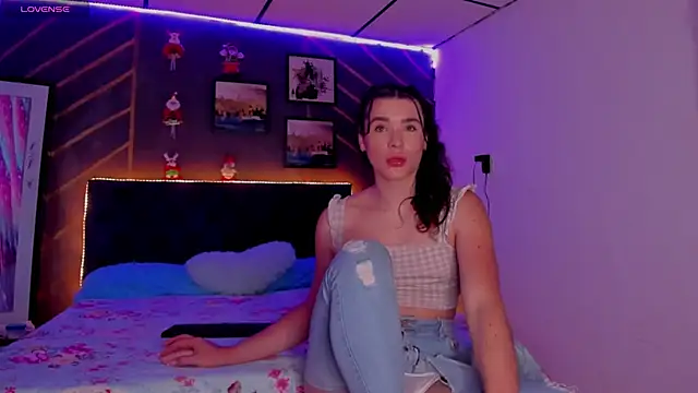 Snapshot of elafranco_ chatting on 12/07/24, 08:05 elafranco online show from 12/07/24, 08:05