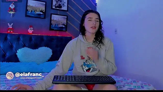 Snapshot of elafranco_ chatting on 12/25/24, 10:16 elafranco online show from 12/25/24, 10:16