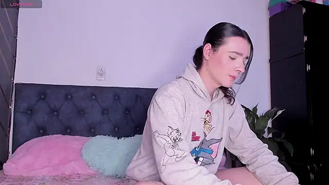 Snapshot of elafranco_ chatting on 01/31/25, 01:45 elafranco online show from 01/31/25, 01:45