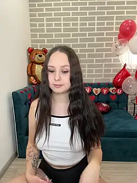 Snapshot of BeatriceReeves chatting on 02/12/26, 01:00 BeatriceReeves online show from 02/12/26, 01:00