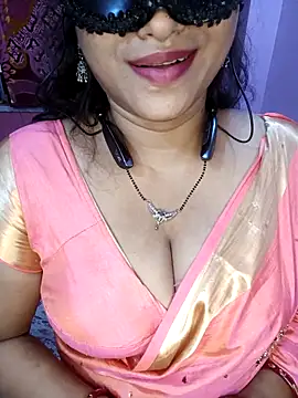 Sexy Mona Bhabhi online show from 09/14/25, 05:45