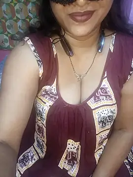 Sexy Mona Bhabhi online show from 11/17/25, 05:41