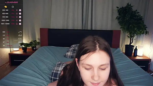 MoiraHavins online show from 12/21/24, 07:49