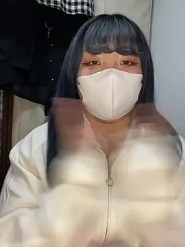 YUNA-yuna online show from 01/24/25, 03:34