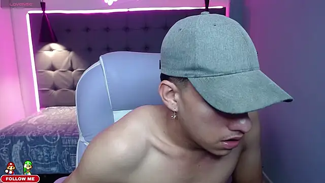 Jheidertwink online show from 12/21/24, 09:44