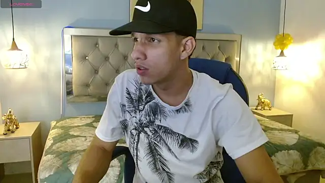Jheidertwink online show from 01/05/25, 03:32