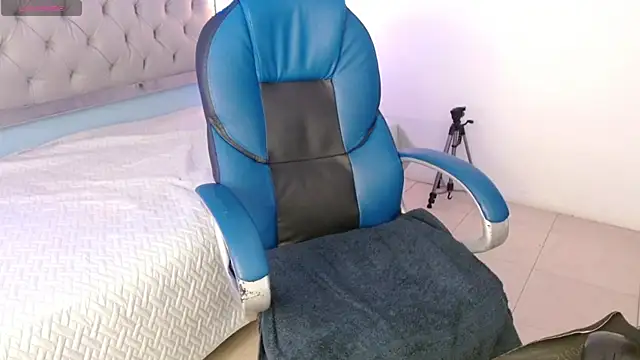 Jheidertwink online show from 01/21/25, 04:05