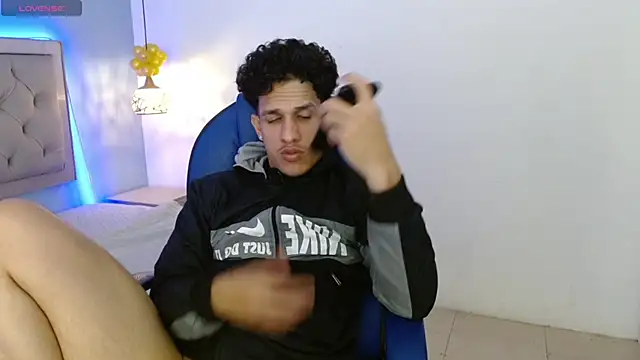 Jheidertwink online show from 02/14/25, 06:45