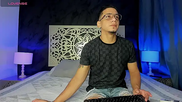 JoshMillerr  online show from 01/18/25, 12:04