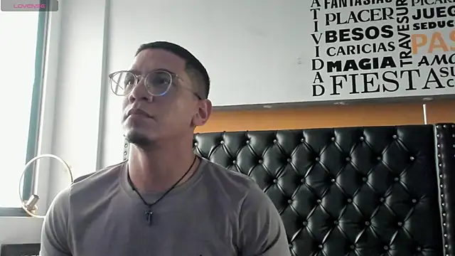 JoshMillerr  online show from 05/21/26, 06:59