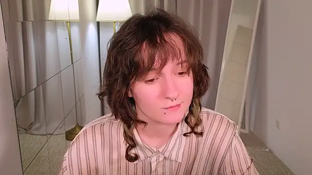 luna cosmic online show from 01/06/25, 05:38