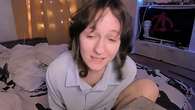 luna cosmic online show from 01/09/25, 04:39