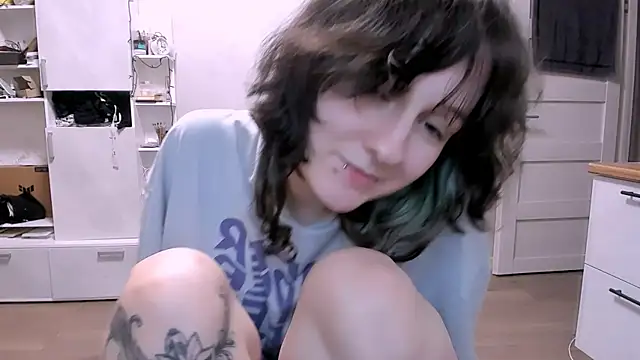 luna cosmic online show from 01/26/25, 08:57