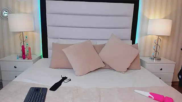 Snapshot of GenessisLee chatting on 12/12/24, 07:37 GenessisLee online show from 12/12/24, 07:37