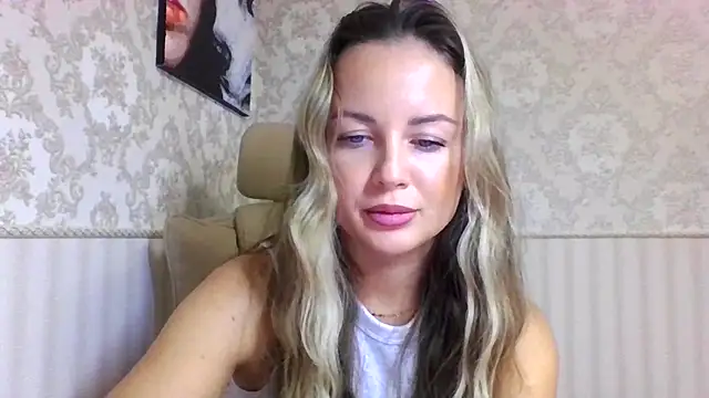 Snapshot of jennifer838 chatting on 10/31/25, 06:20 jennifer838 online show from 10/31/25, 06:20