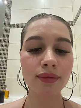 EllieHayes online show from 12/22/24, 01:11