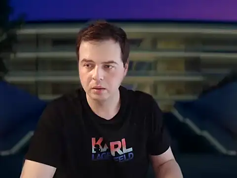 CuteMan33 online show from 11/30/25, 12:31