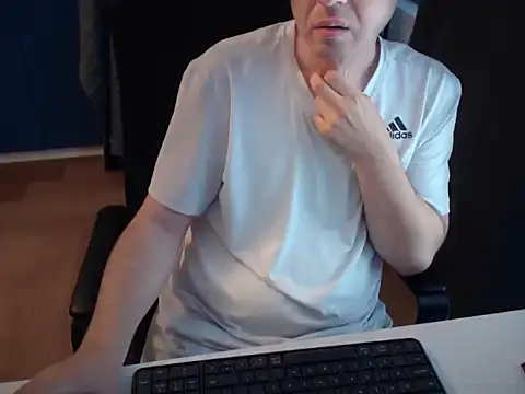 CuteMan33 online show from 07/10/26, 03:03