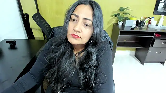 Adele Sweett online show from 01/17/25, 10:56