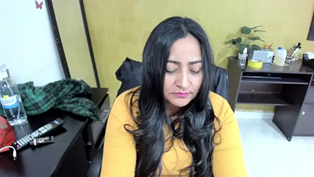 Adele Sweett online show from 01/29/25, 01:28