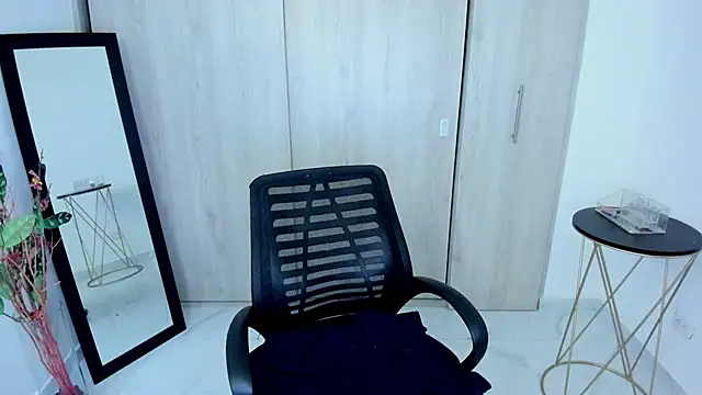 Adele Sweett online show from 05/23/26, 10:52