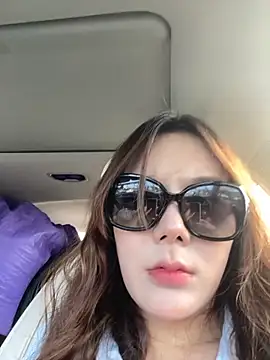 Snapshot of ChuChu1991 chatting on 10/08/25, 07:17 ChuChu1991 online show from 10/08/25, 07:17