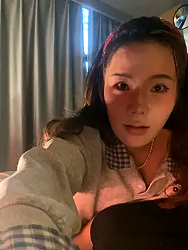 Snapshot of ChuChu1991 chatting on 11/05/25, 01:49 ChuChu1991 online show from 11/05/25, 01:49