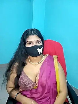 Snapshot of Hot-Angel_ chatting on 12/24/24, 09:33 Hot-Angel online show from 12/24/24, 09:33